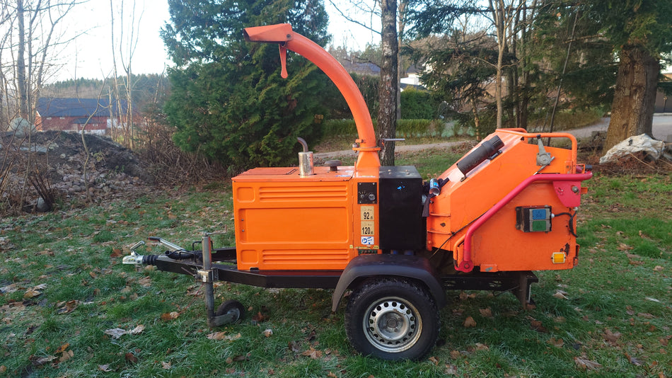 TImberwolf flishogger TW 230 HBD Brukt   35 hk Diesel.