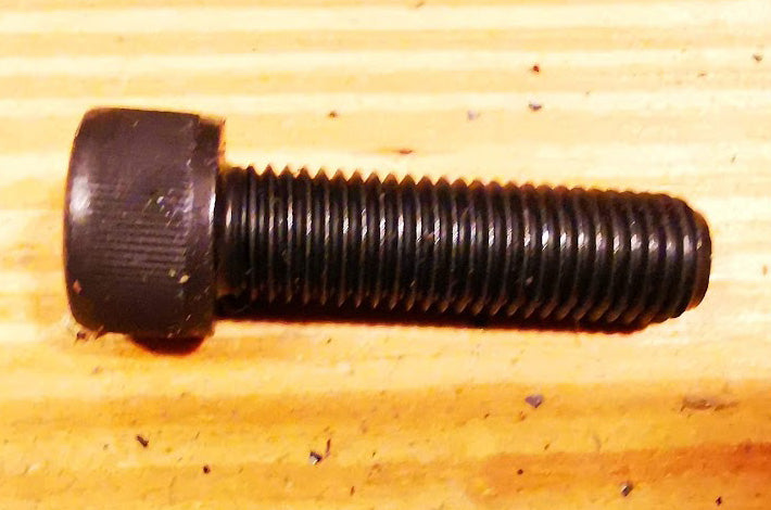 Bolt reimhjulnav 190 M10x35 fingjenget
