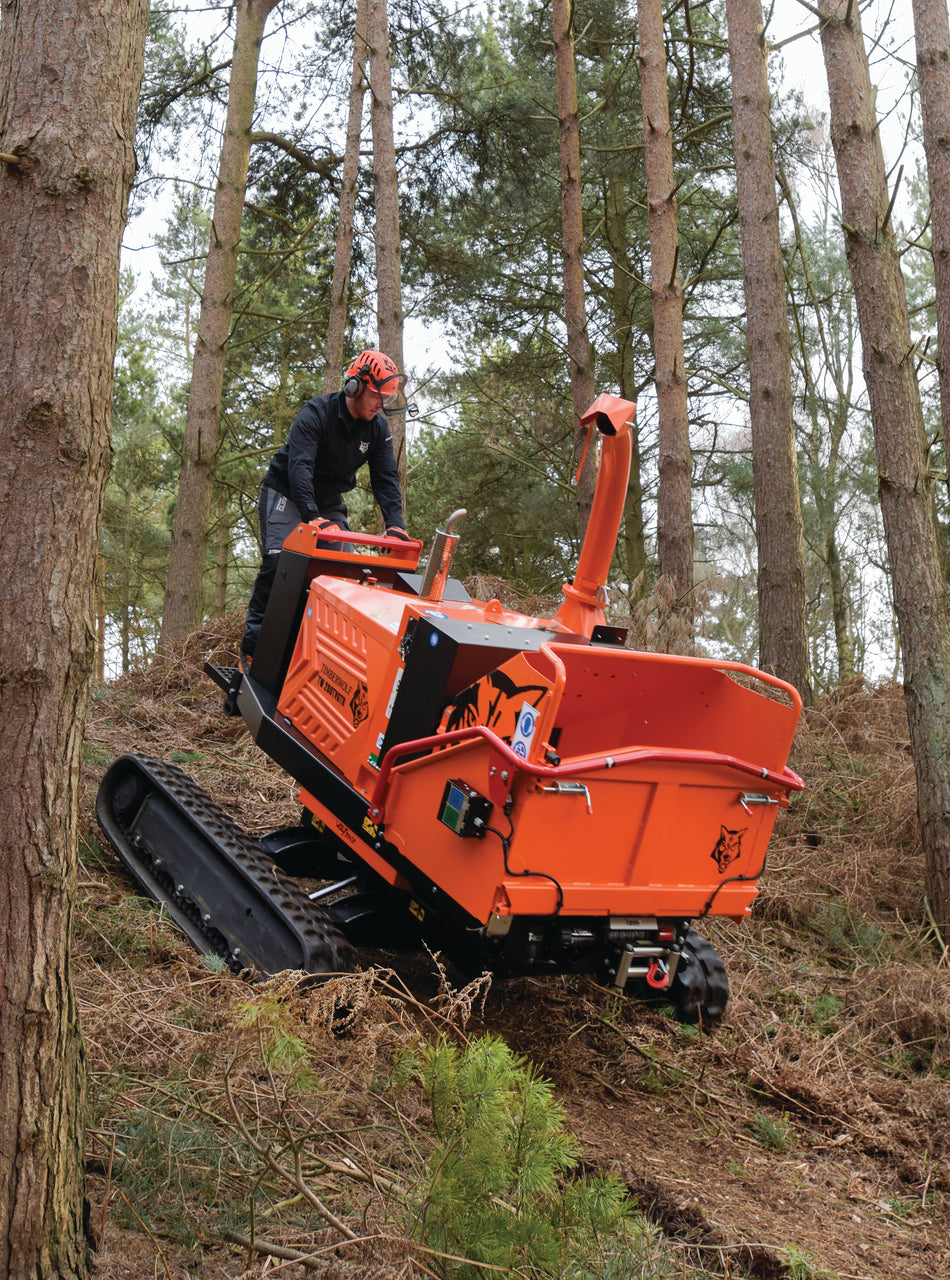 Timberwolf TW280VGTR flishogger justerbare belter 21 x 28cm 57 hk Kubota Bensin